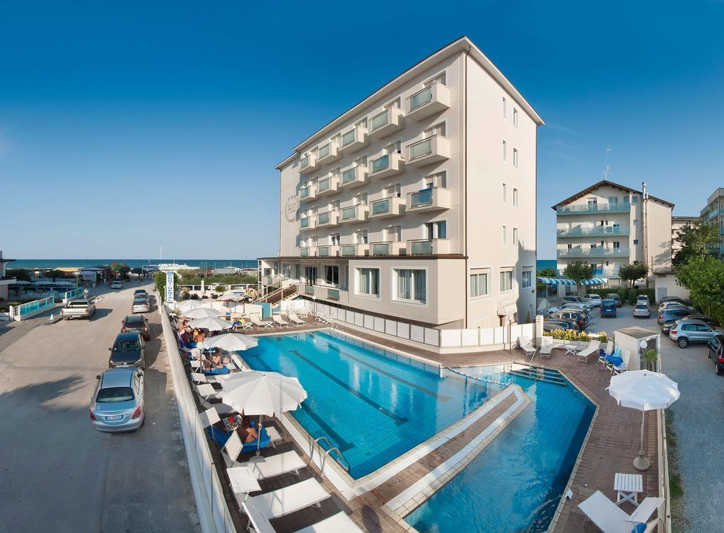 Hotel Continental Milano Marittima Dış mekan fotoğraf